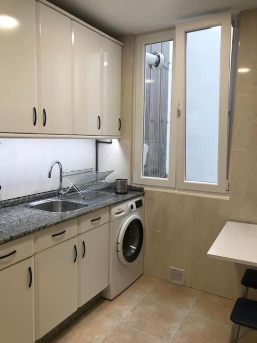 Апартаменты Piso Centrico Cerca De La Playa Ла-Корунья Экстерьер фото